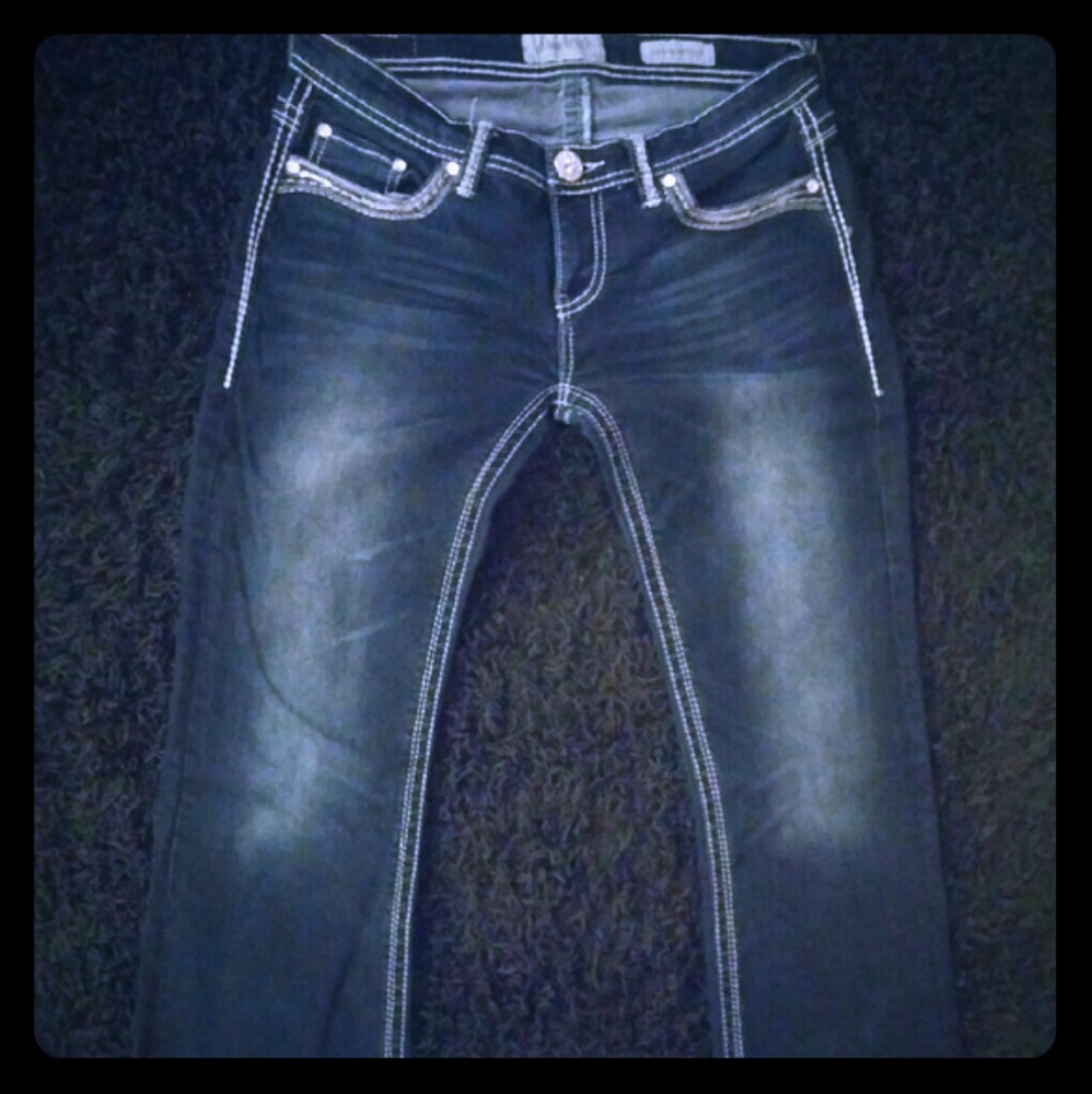 DAYTRIP jeans. Boot cut. Leo.